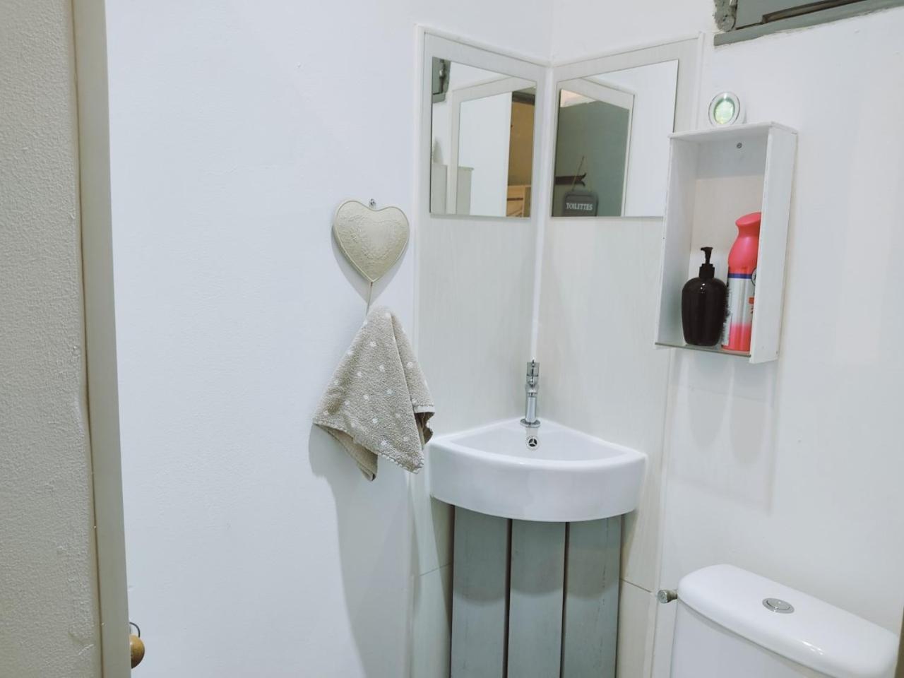 Chez Christy Chemin Des Dinots Bed & Breakfast Saint-Bonnet-de-Four Bilik gambar